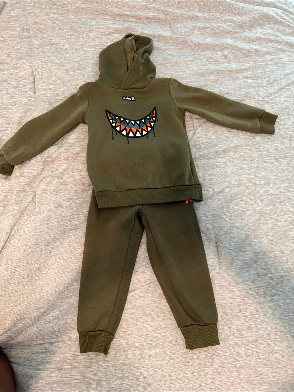 Hurley Kids Olive Green Hoodie & Jogger Set with Shark Tooth Graphic